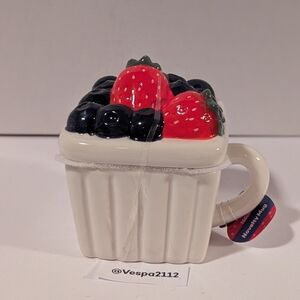 Target Bullseye Playground Valentines Mug With Cover Berries In A Pint Ceramic